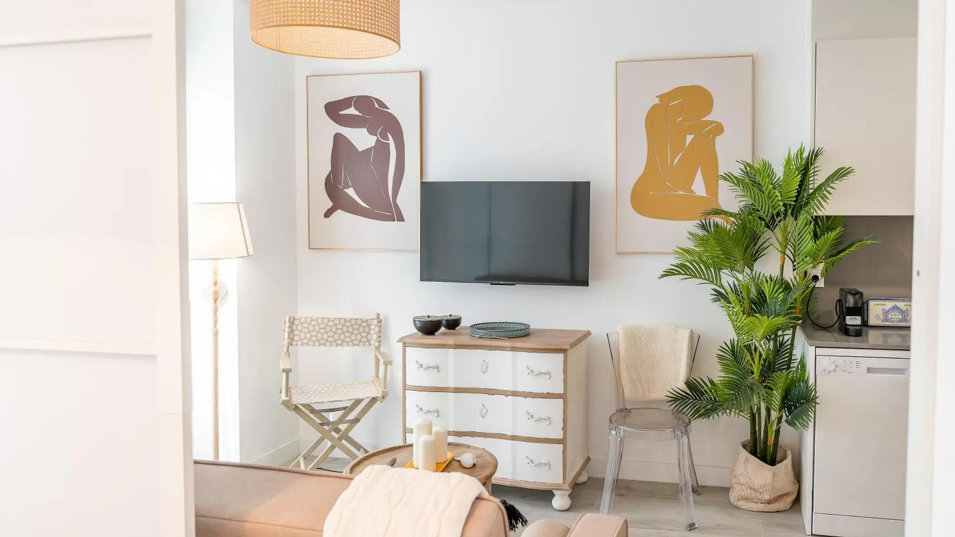 Malaga Tower Apartment 0*,