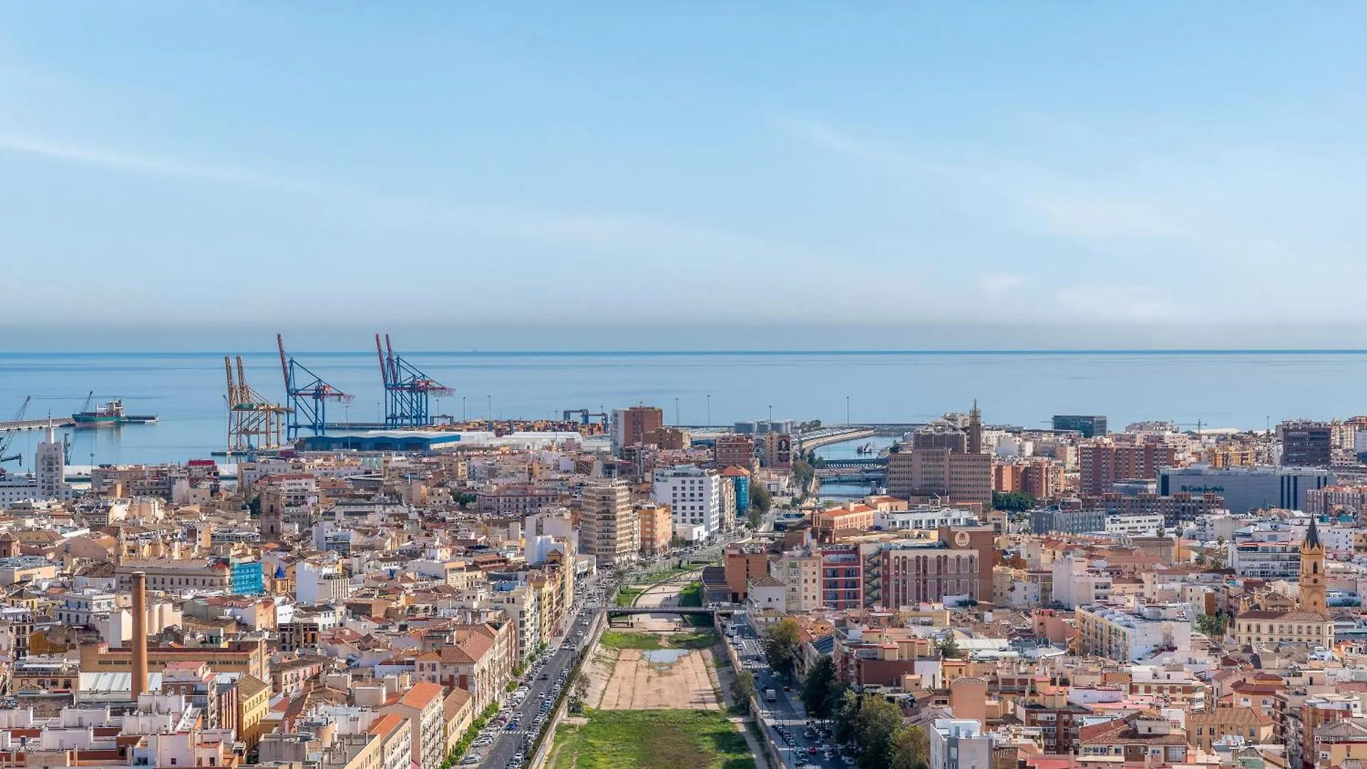 Malaga Tower Apartment